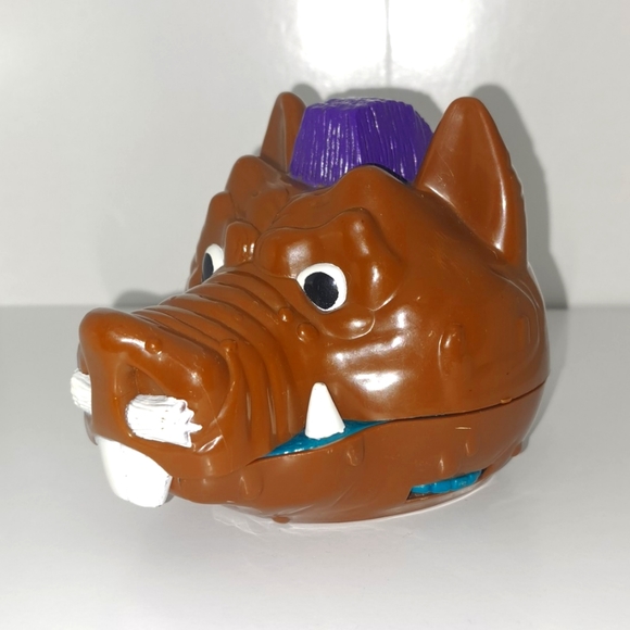 Ninja Turtles Other - 1994 Teenage Mutant Ninja Turtles Polly Pocket Bebop cave playset